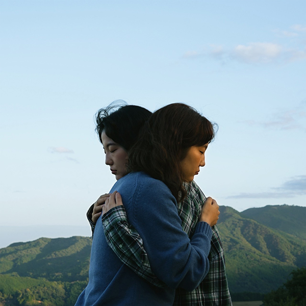 Laura day romance – 合歓る – walls [壁盤]